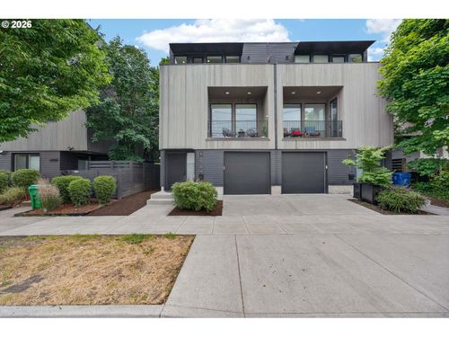 2618 N Rosa Parks Way, Portland, OR, 97217-5050 | Card Image