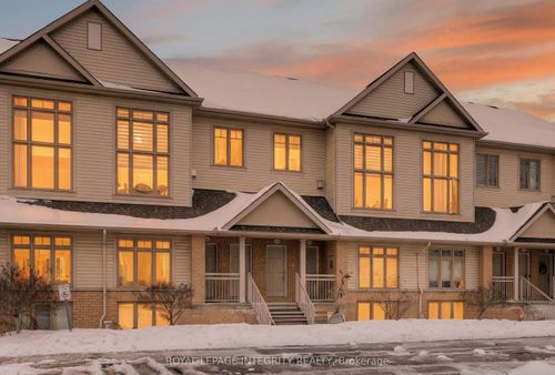 28-360 Galston Private, Orleans - Convent Glen and Area, ON, K1W0G3 | Card Image