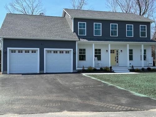 20 Doreen Ct, Cranston, RI, 02921-1924 | Card Image