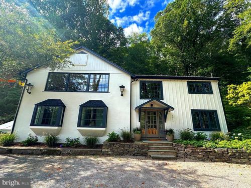 3017 River Rd, NEW HOPE, PA, 18938-5695 | Card Image