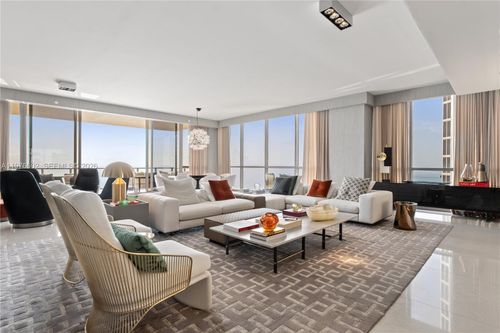 apt-902-17749 Collins Ave, Sunny Isles Beach, FL, 33160-4695 | Card Image