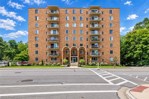 506-50 S Rocky River, Berea, OH, 44017 | Card Image