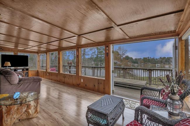 111 Cypress Bay Ldg, House other with 3 bedrooms, 6 bathrooms and 3 parking in Milam TX | Image 21