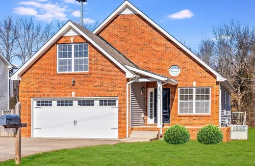 3145 Clydesdale Dr, Clarksville, TN, 37043-3830 | Card Image