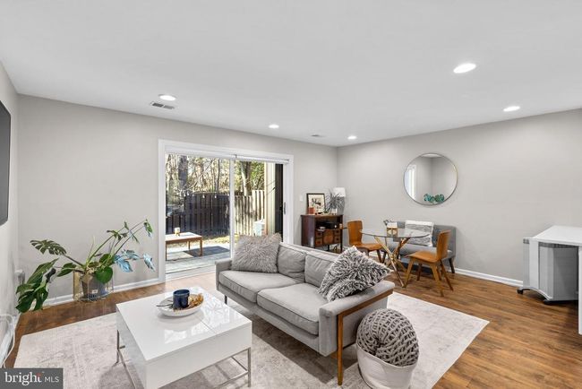 2273 Coppersmith Sq, Townhouse with 3 bedrooms, 3 bathrooms and null parking in RESTON VA | Image 13