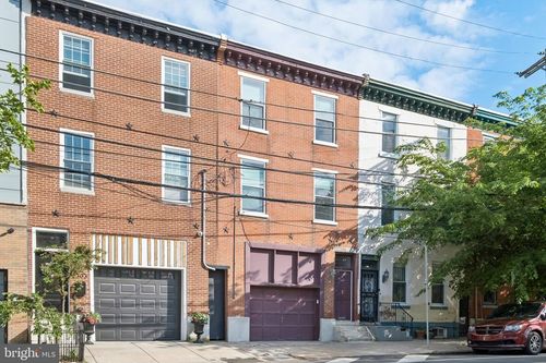 2305 Grays Ferry Ave, PHILADELPHIA, PA, 19146-1136 | Card Image