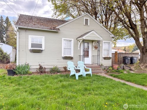 404 E 6th St, Waitsburg, WA, 99361-9780 | Card Image