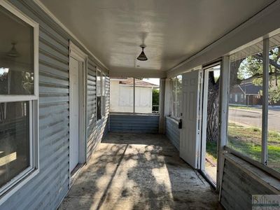 119 6th Street W, House other with 3 bedrooms, 2 bathrooms and null parking in Hardin MT | Image 2