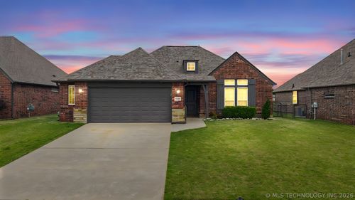 18301 E 47th St, Tulsa, OK, 74134-7420 | Card Image
