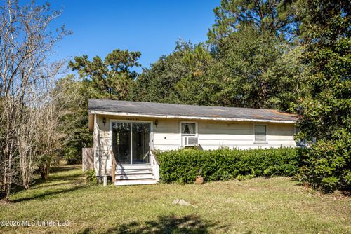 14804 Parker Rd, Biloxi, MS, 39532-7309 | Card Image
