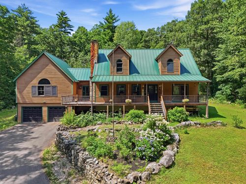 120 N Shore Rd, Derry, NH, 03038-5819 | Card Image