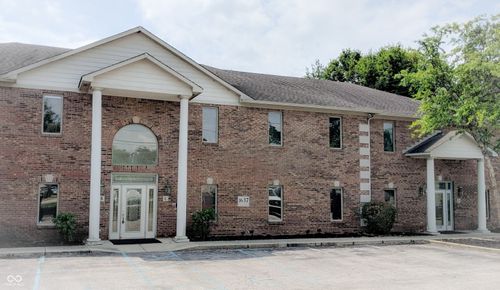 ste-c2-1637 W County Line Rd, Greenwood, IN, 46142-5020 | Card Image