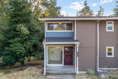 4234 Beckonridge Dr W, University Place, WA, 98466-1325 | Card Image