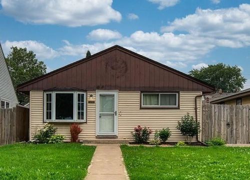 4666 S 50th Street, Greenfield, WI, 53220 | Card Image
