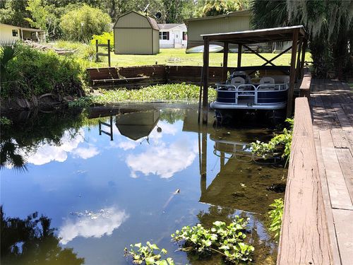 52 Outlet Dr, LAKE PANASOFFKEE, FL, 33538-4004 | Card Image