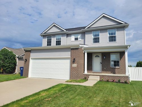 9154 Lantern Way, Newport, MI, 48166-7832 | Card Image
