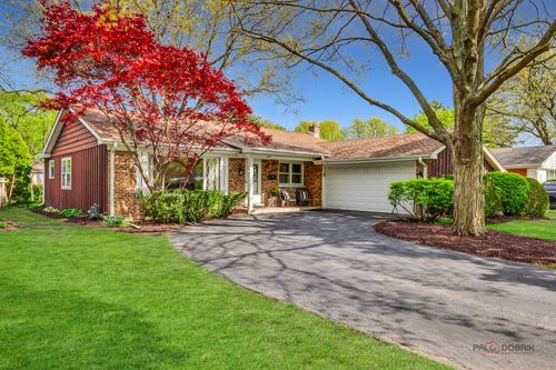 1407 N Douglas Ave, Arlington Heights, IL, 60004-4816 | Card Image