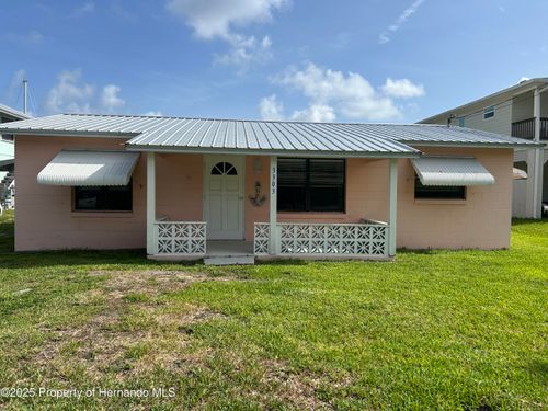 3303 Minnow Creek Dr, Hernando Beach, FL, 34607-2848 | Card Image