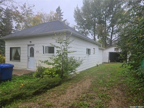 206 Osler Street, Windthorst, SK, S0G5G0 | Card Image