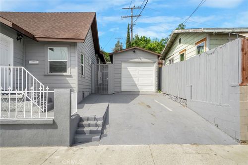 1109 N Chester Ave, Inglewood, CA, 90302 | Card Image