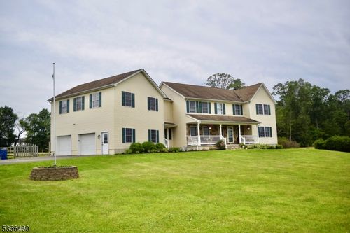 710 County Road 513, Pittstown, NJ, 08867-5163 | Card Image
