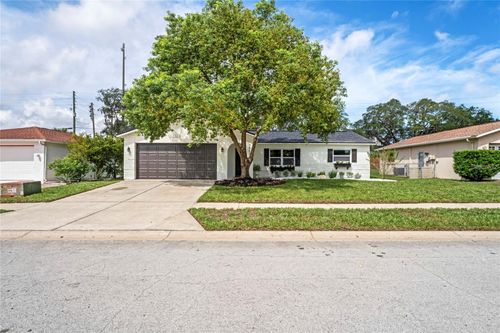 7843 Crosier Ct, NEW PORT RICHEY, FL, 34653-1330 | Card Image