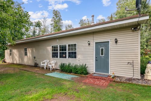 1988 County Road 8, Holyoke, MN, 55749-9554 | Card Image