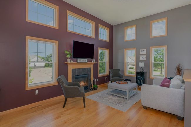 Kitchen to Living room | Image 8