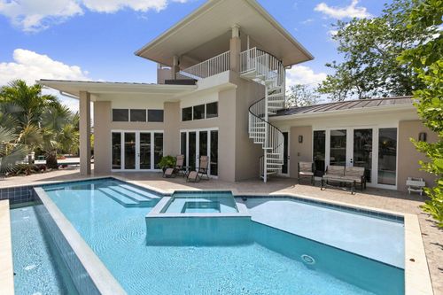 622 Bimini Ave, MARCO ISLAND, FL, 34145-3810 | Card Image