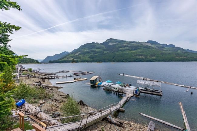 41072 Gold River Hwy, House other with 5 bedrooms, 1 bathrooms and 6 parking in Campbell River BC | Image 57