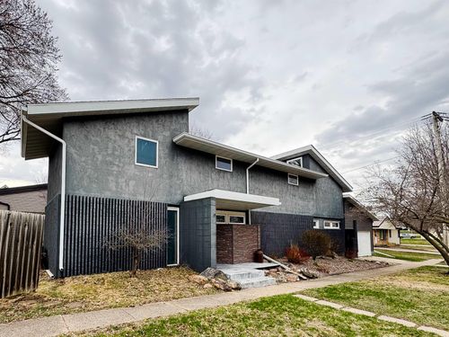 302 S West St, Calmar, IA, 52132-7704 | Card Image