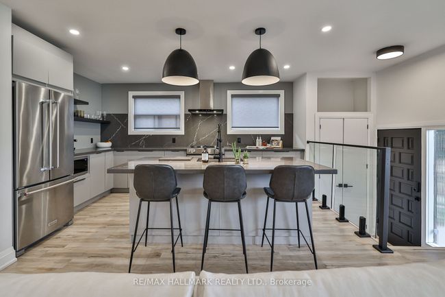 183 Willowridge Rd, House attached with 4 bedrooms, 2 bathrooms and 2 parking in Etobicoke ON | Image 17