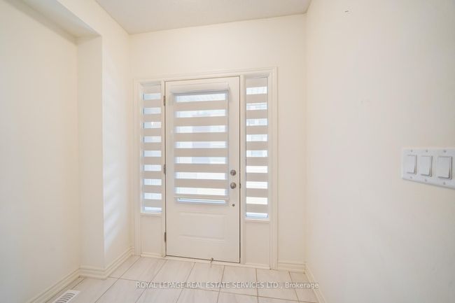 530 Danks Ridge Dr, House attached with 4 bedrooms, 3 bathrooms and 1 parking in Ajax ON | Image 4