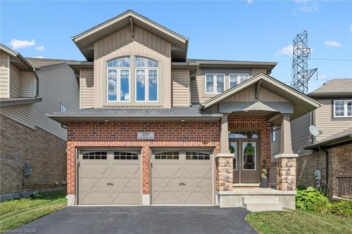 60 Gravel Ridge Trail, Kitchener, ON, N2E0B8 | Card Image