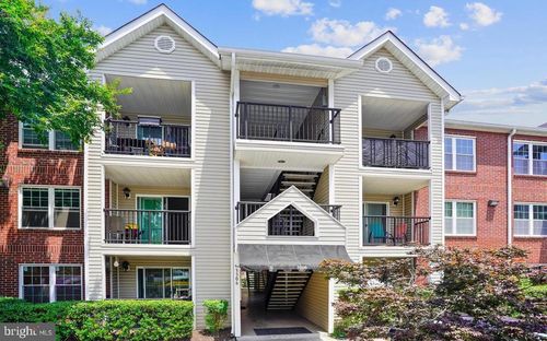 apt-229-3306 Wyndham Cir, ALEXANDRIA, VA, 22302-4306 | Card Image