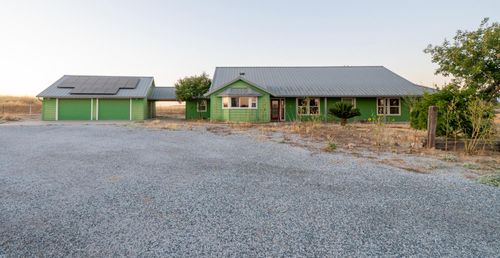 37491 Verde Ave, Madera, CA, 93636-8272 | Card Image