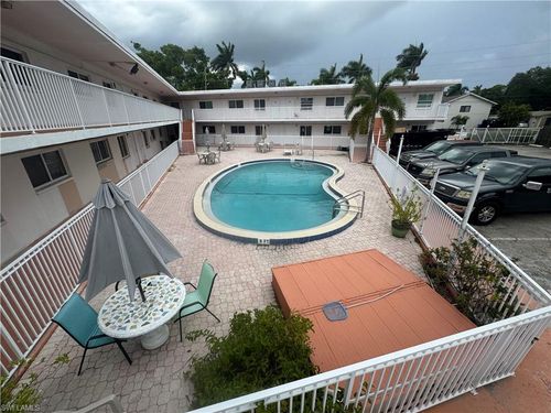 apt-112-2590 1st St, Fort Myers, FL, 33901-2402 | Card Image