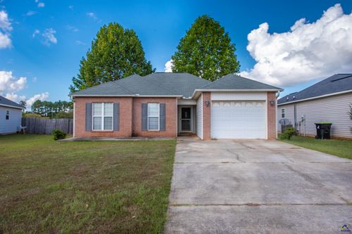 107 Dorothy Ct, Warner Robins, GA, 31088-2318 | Card Image
