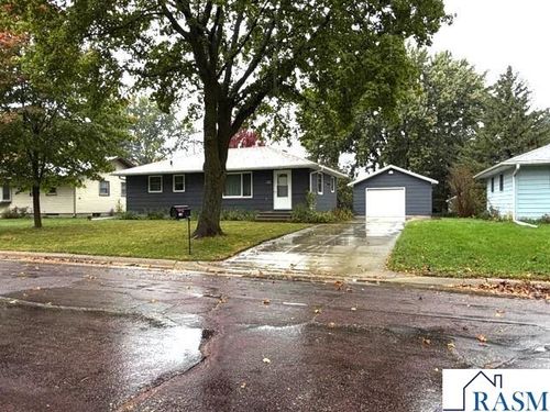 136 Rita Road, Mankato, MN, 56001 | Card Image