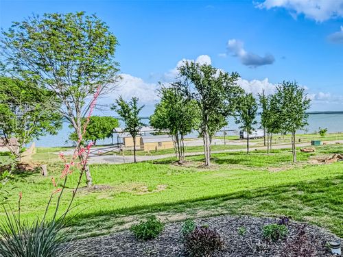 213 Meadow Pond Ct, Runaway Bay, TX, 76426-9787 | Card Image