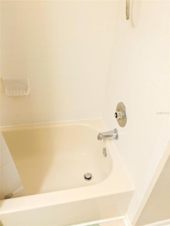 APT-1 - 6640 121 St Ave, House other with 2 bedrooms, 2 bathrooms and null parking in LARGO FL | Image 6