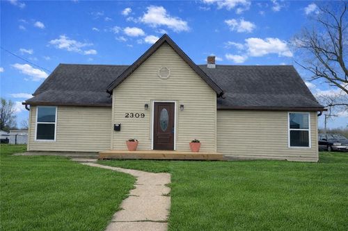 2309 Washington St, Lexington, MO, 64067-1963 | Card Image