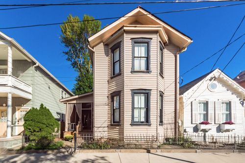 136 E Whittier St, Columbus, OH, 43206-2640 | Card Image