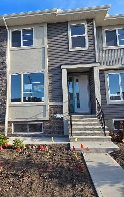 245 Cobblestone Gate Sw, Airdrie, AB, T4B5L3 | Card Image