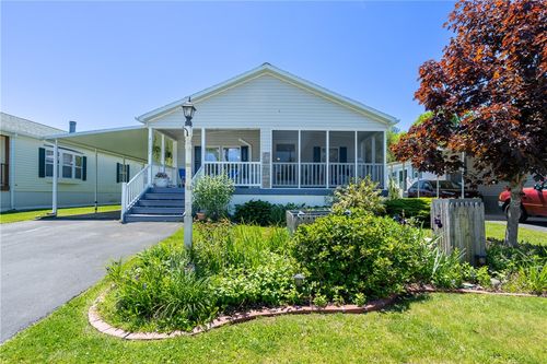 3 Blackbird St, Tiverton, RI, 02878-2398 | Card Image