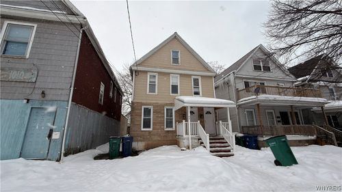 42 Hartman Pl, Buffalo, NY, 14207-2040 | Card Image