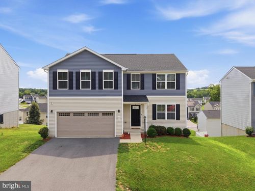 400 Salida Trl, MARTINSBURG, WV, 25403-1693 | Card Image