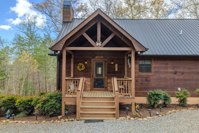 398 Dancing Trees Trl, Home with 3 bedrooms, 4 bathrooms and 1 parking in Morganton GA | Image 19