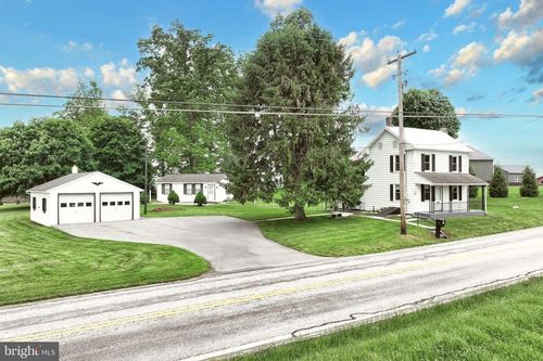 1565 White Hall Rd, LITTLESTOWN, PA, 17340-9638 | Card Image