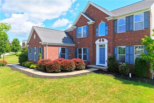 2084 Majestic Dr, Canonsburg, PA, 15317-4867 | Card Image
